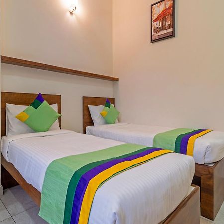Itsy Hotels Avani Stays, Vyttila, Коччи Экстерьер фото