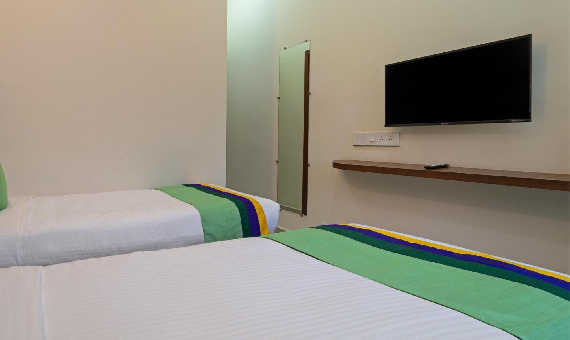 Itsy Hotels Avani Stays, Vyttila, Коччи Экстерьер фото
