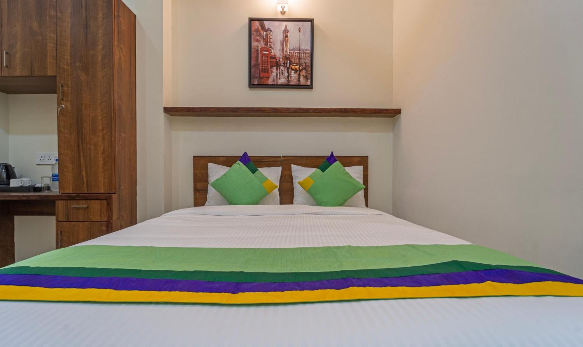 Itsy Hotels Avani Stays, Vyttila, Коччи Экстерьер фото
